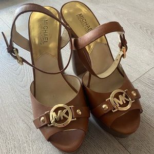 Michael by Michael Kors Brown platform heel